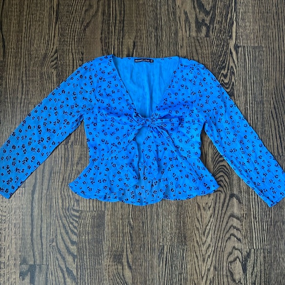 AF Top - Picture 1 of 6